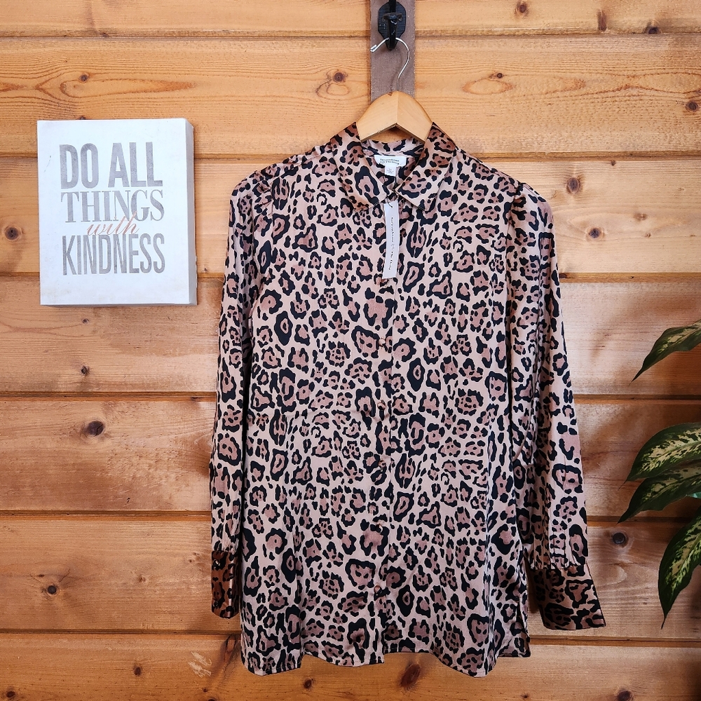 The Drop NWT @lucyswhims‎ L/S Button Down Shirt Satin Leopard Print Blouse Sz XS